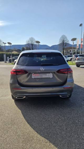 MERCEDES-BENZ B 180 usata, con Autoradio