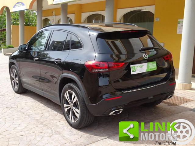 MERCEDES-BENZ GLA 180 usata, con Autoradio