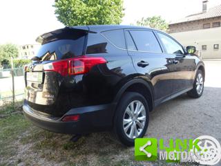 TOYOTA RAV 4 usata, con Alzacristalli elettrici