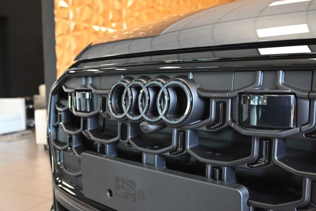 AUDI Q8 usata 83