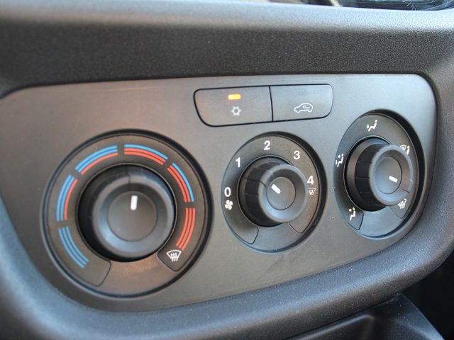FIAT Doblo usata, con Bluetooth