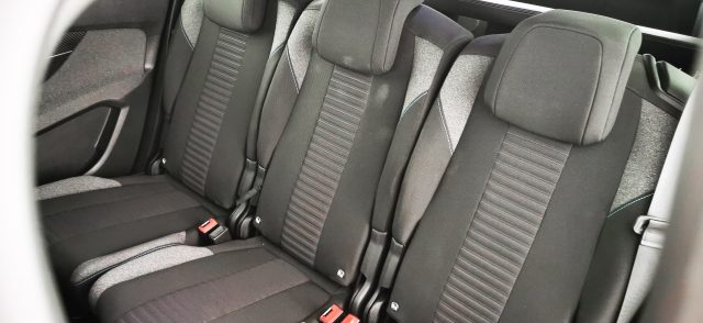 PEUGEOT 5008 usata 60