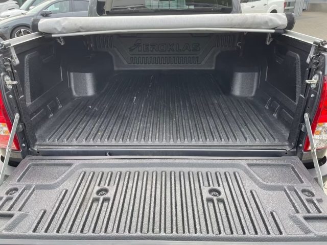 TOYOTA Hilux usata, con Controllo automatico clima