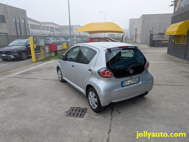 TOYOTA Aygo usata 13