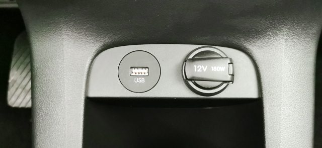 HYUNDAI Ioniq 5 usata, con Schermo multifunzione interamente digitale