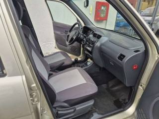 DAIHATSU Terios usata, con Frenata d