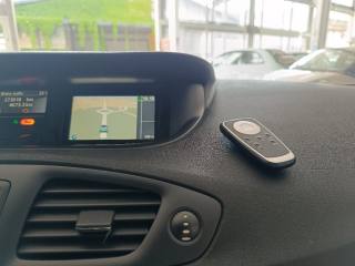 RENAULT Scenic usata, con Servosterzo