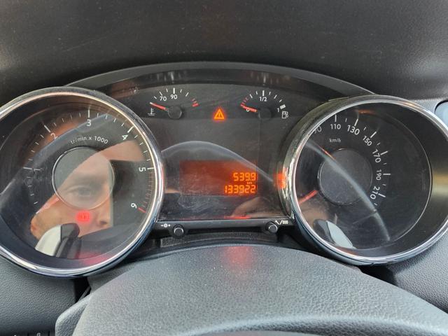 PEUGEOT 5008 usata, con Controllo automatico clima