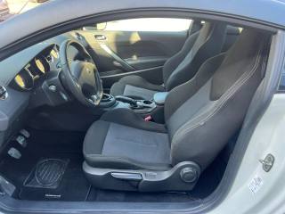 PEUGEOT RCZ usata, con Sensori di parcheggio anteriori