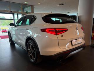ALFA ROMEO Stelvio usata, con Controllo trazione