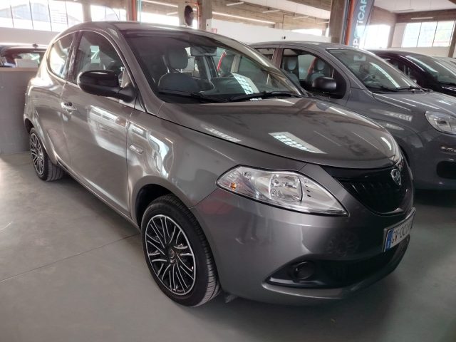 LANCIA Ypsilon usata, con ABS