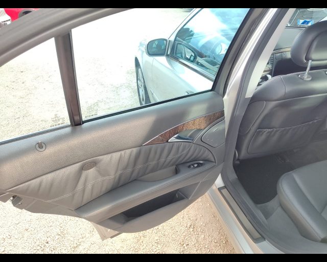 MERCEDES-BENZ E 280 usata, con Filtro antiparticolato