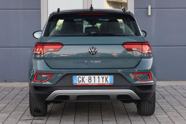 VOLKSWAGEN T-Roc usata, con USB
