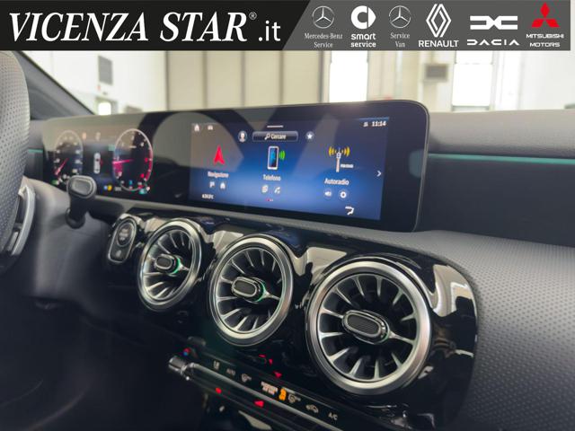 MERCEDES-BENZ A 220 usata, con USB