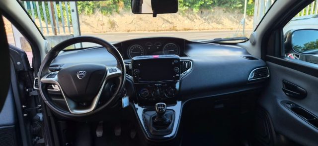 LANCIA Ypsilon usata, con ESP