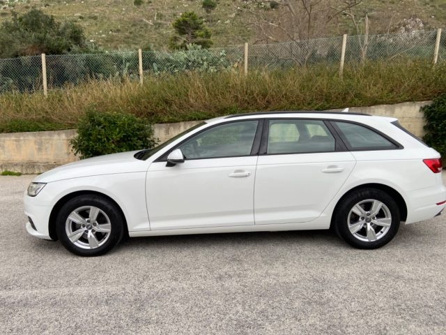 AUDI A4 usata, con Autoradio