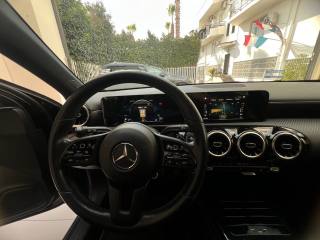 MERCEDES-BENZ A 180 usata, con Riconoscimento dei segnali stradali