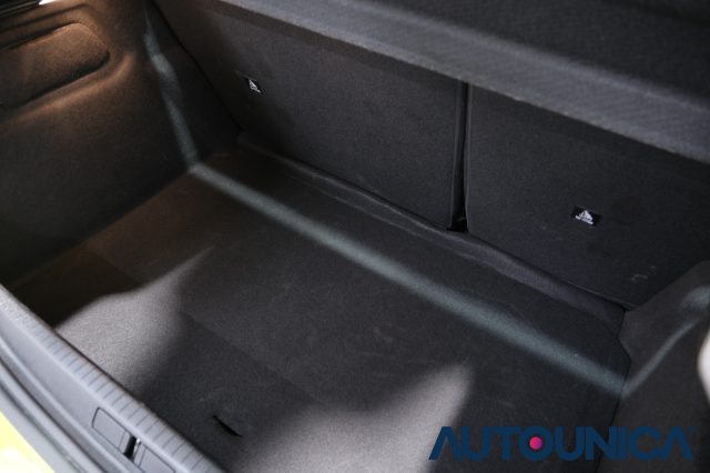 PEUGEOT 208 usata 51