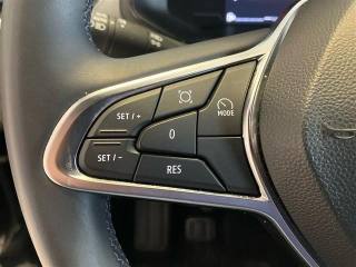 RENAULT Captur usata, con Sensori di parcheggio posteriori