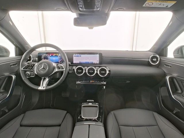 MERCEDES-BENZ A 180 usata, con Chiusura centralizzata