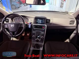 VOLVO V60 usata, con Controllo automatico clima