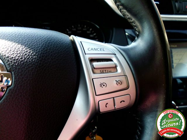 NISSAN Qashqai usata, con Touch screen