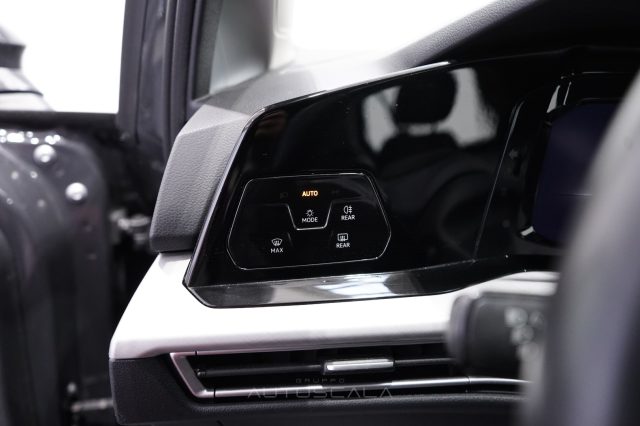 VOLKSWAGEN Golf usata, con Cruise Control