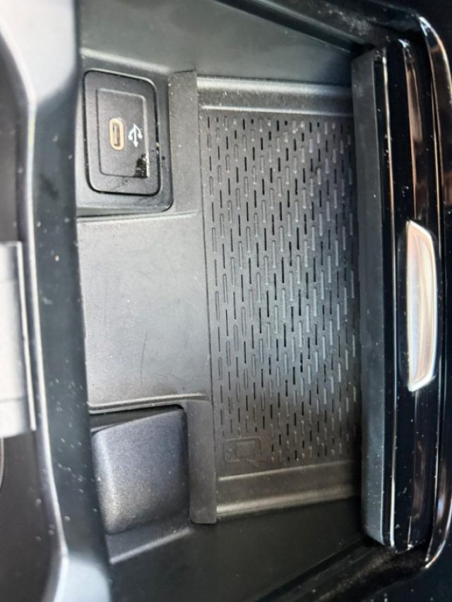 MERCEDES-BENZ A 180 usata, con Bluetooth