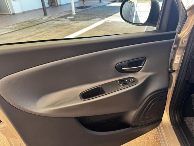 LANCIA Ypsilon usata, con Specchietti laterali elettrici
