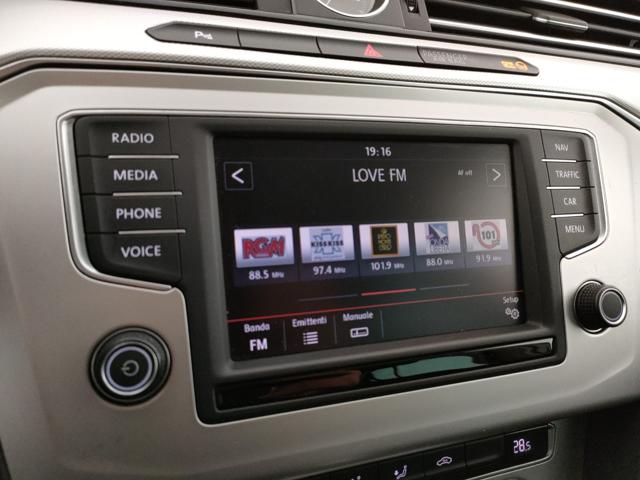 VOLKSWAGEN Passat Variant usata, con ESP