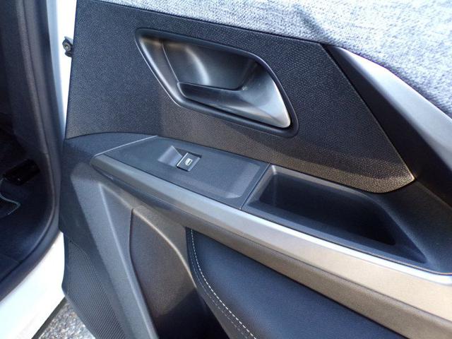 PEUGEOT 3008 usata, con Pneumatici estivi