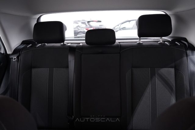 VOLKSWAGEN T-Roc usata, con Frenata d