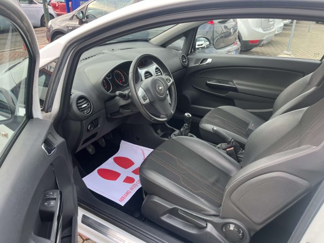 OPEL Corsa usata, con Lettore CD