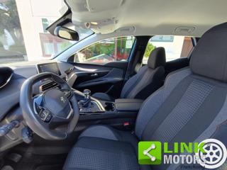 PEUGEOT 3008 usata, con Telecamera per parcheggio assistito