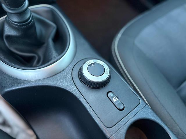 NISSAN Qashqai usata, con Controllo automatico clima