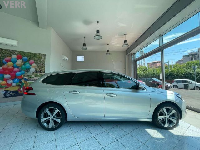 PEUGEOT 308 usata, con Airbag Passeggero