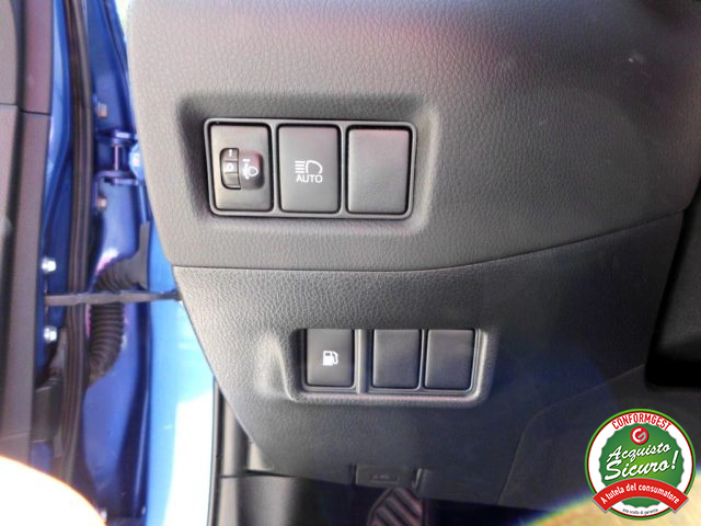 TOYOTA C-HR usata, con Lettore CD