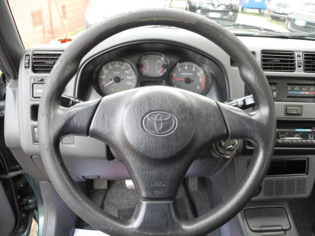 TOYOTA RAV 4 usata, con Chiusura centralizzata