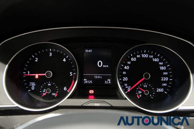 VOLKSWAGEN Passat Variant usata, con Cerchi in lega