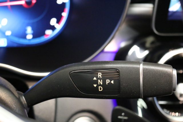 MERCEDES-BENZ C 220 usata, con Volante in pelle