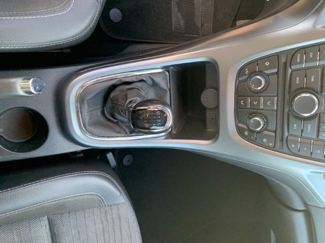 OPEL Astra usata, con Interni in pelle