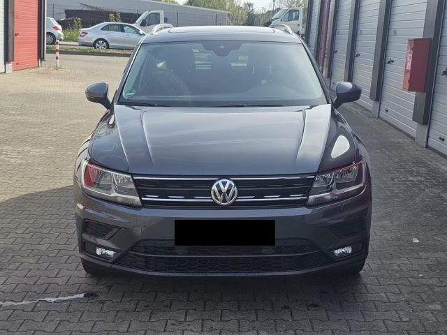 VOLKSWAGEN Tiguan usata, con Airbag