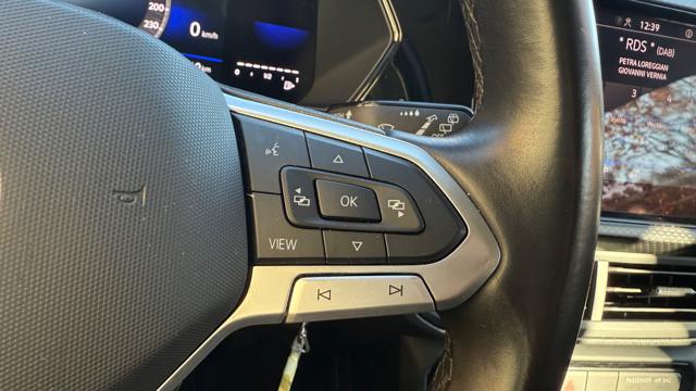 VOLKSWAGEN T-Cross usata, con Autoradio