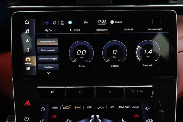 MASERATI Grecale usata, con Frenata d