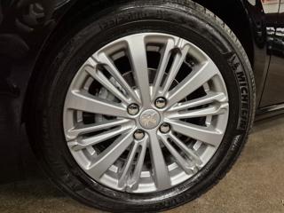 PEUGEOT 208 usata, con Controllo trazione