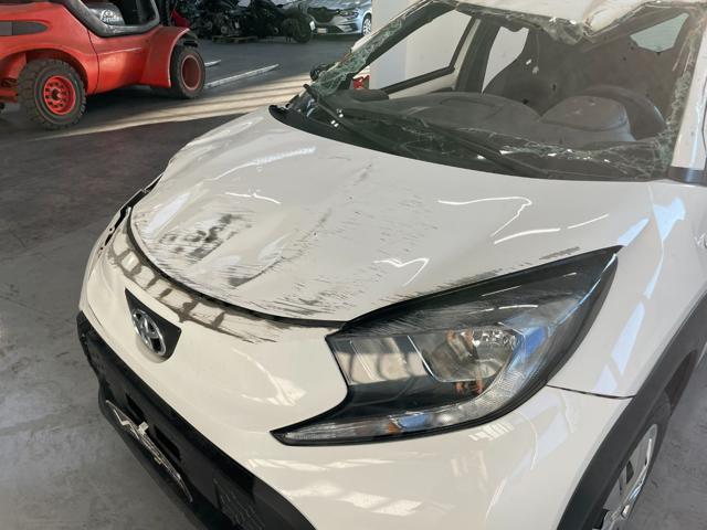 TOYOTA Aygo X usata, con USB