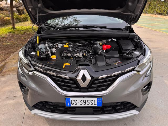 RENAULT Captur usata, con Bracciolo