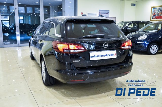 OPEL Astra usata, con Cerchi in lega