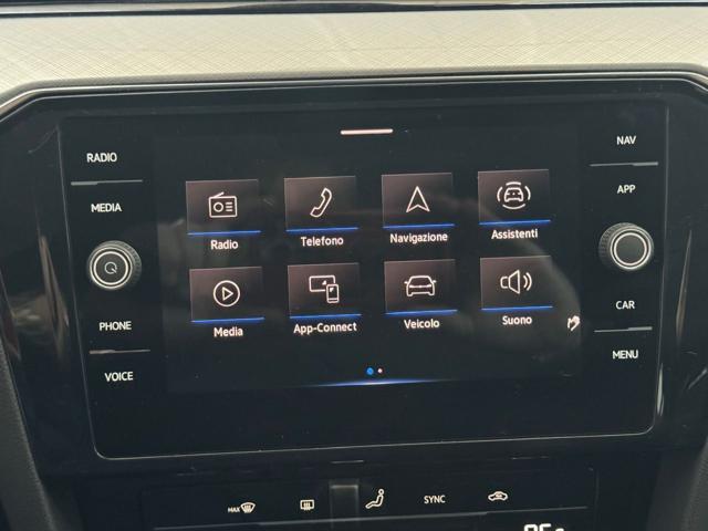 VOLKSWAGEN Passat Variant usata, con Filtro antiparticolato