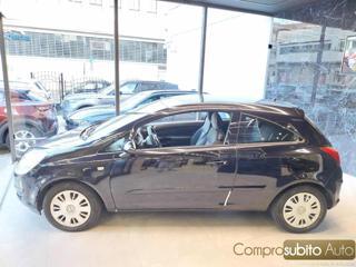 OPEL Corsa usata, con Alzacristalli elettrici